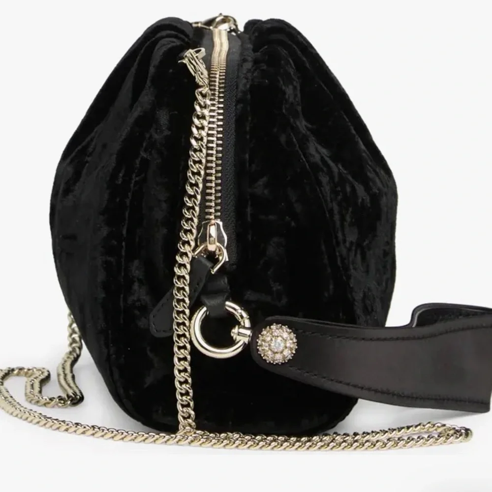 Kate Spade NWT Party Velvet Cat Clutch - HOST PICK! 🏆